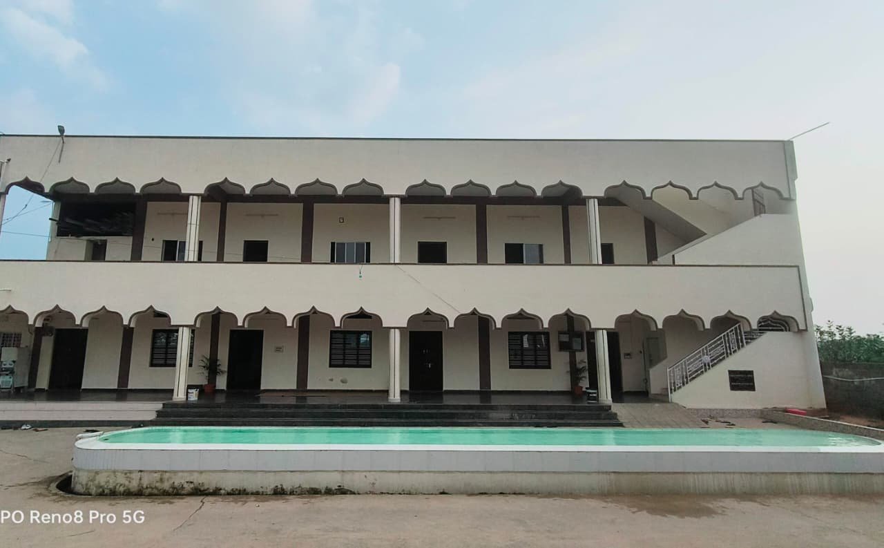 Darul Uloom Building
